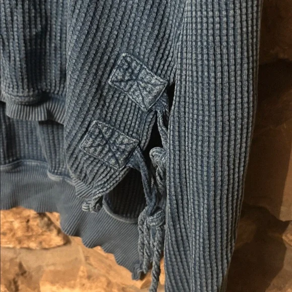 Interlaken thermal top - Picture 3 of 8